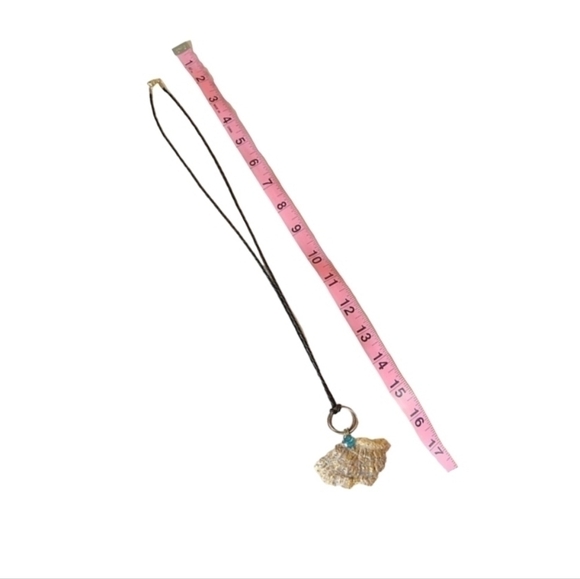 Corded Shell Topaz Accent Necklace - Picture 3 of 3